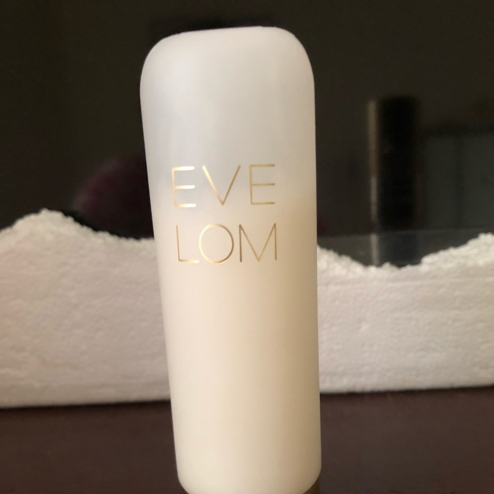 eve lom make base and foundation